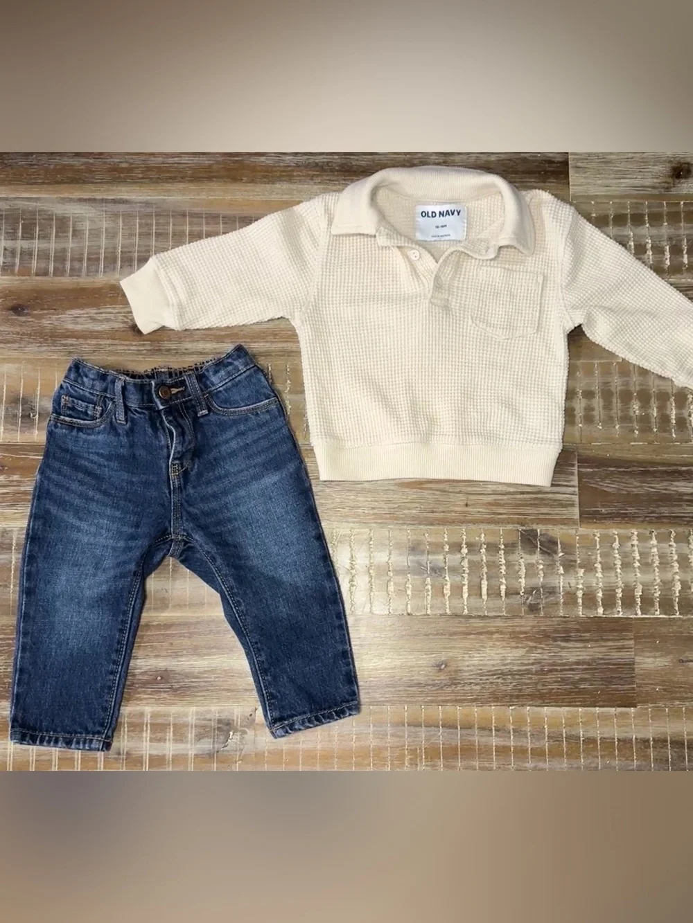 Old Navy pullover sweater and‎ jeans outfit 12-18m